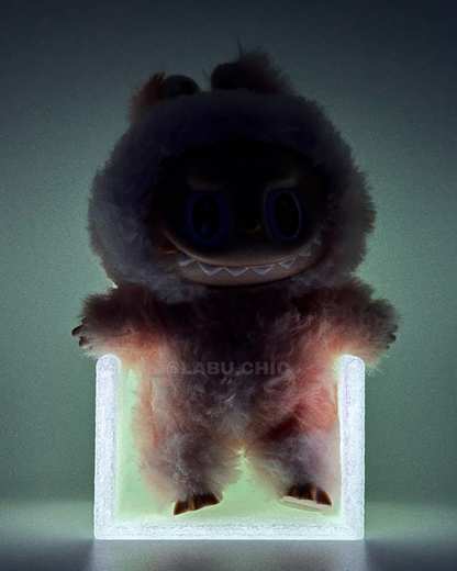 LabuChic V3 White Glow Display Chair