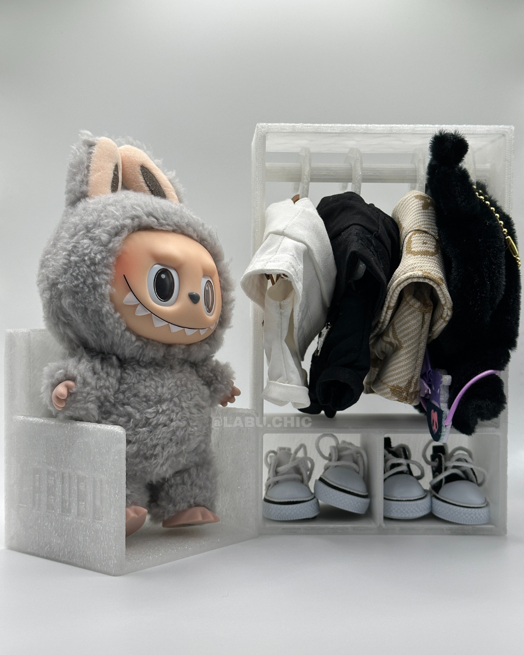 LabuChic V1 White Glow Set